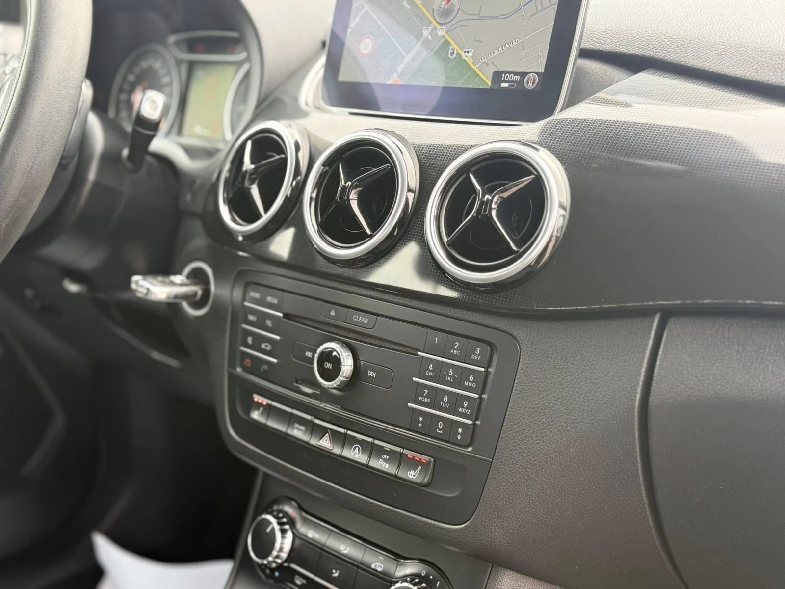 Mercedes-Benz B 200 Automat 2019, снимка 9