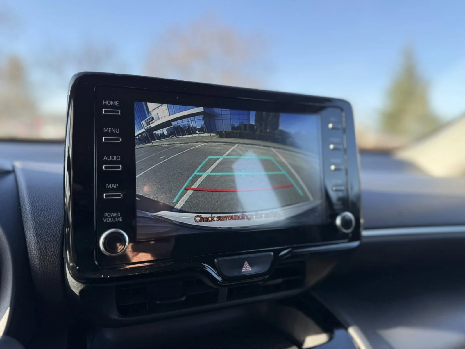 Toyota Yaris Cross Hybrid / 2022 / Камера / Дистроник, снимка 10
