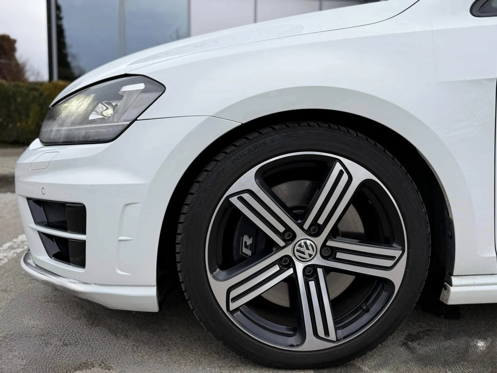 VW Golf 7 R / 300 hp / Manual / SWISS / Full History / Гар 2015, снимка 10