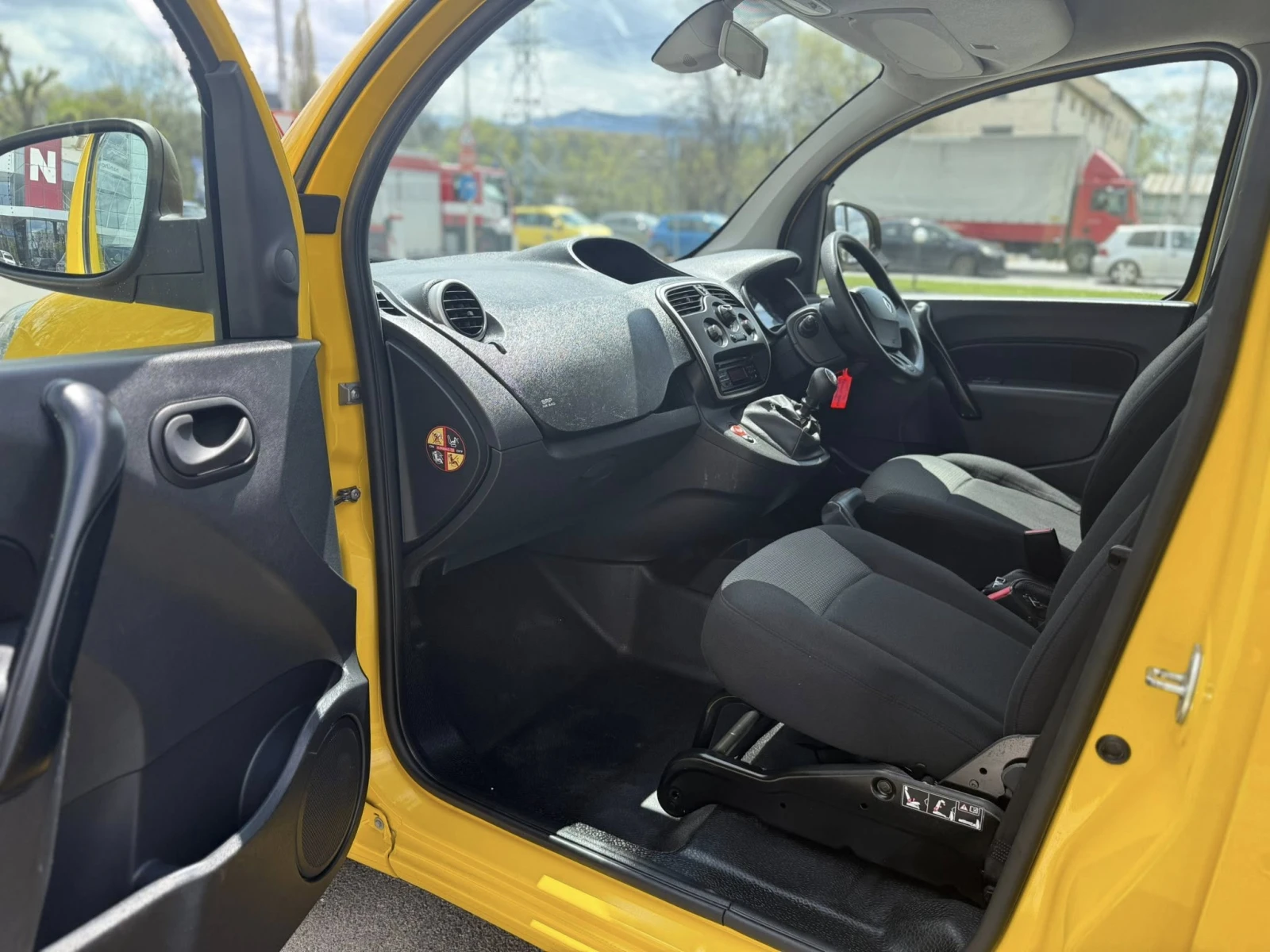 Renault Kangoo Renault Kangoo 1.5 dCi 115hp | SWISS POST | 88, 00 2020, снимка 12