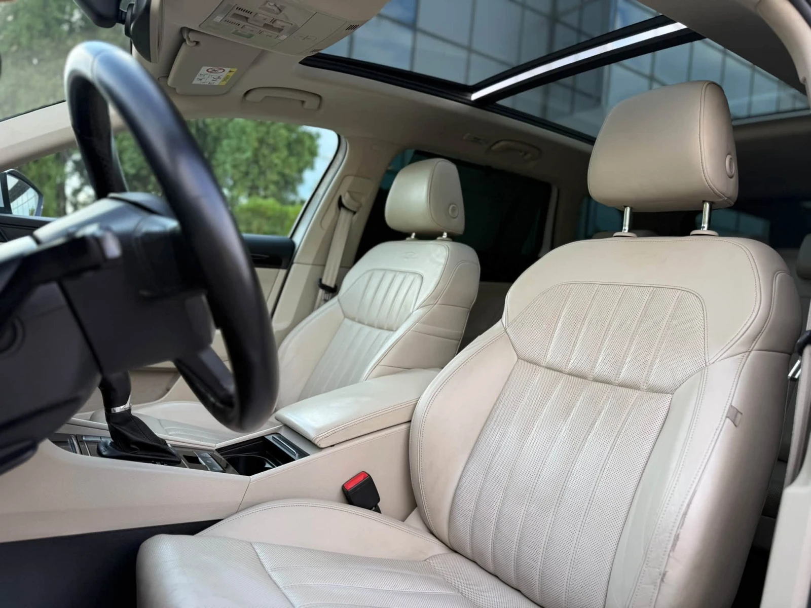 Skoda Superb 4x4 L&K 190kc 2016, снимка 9