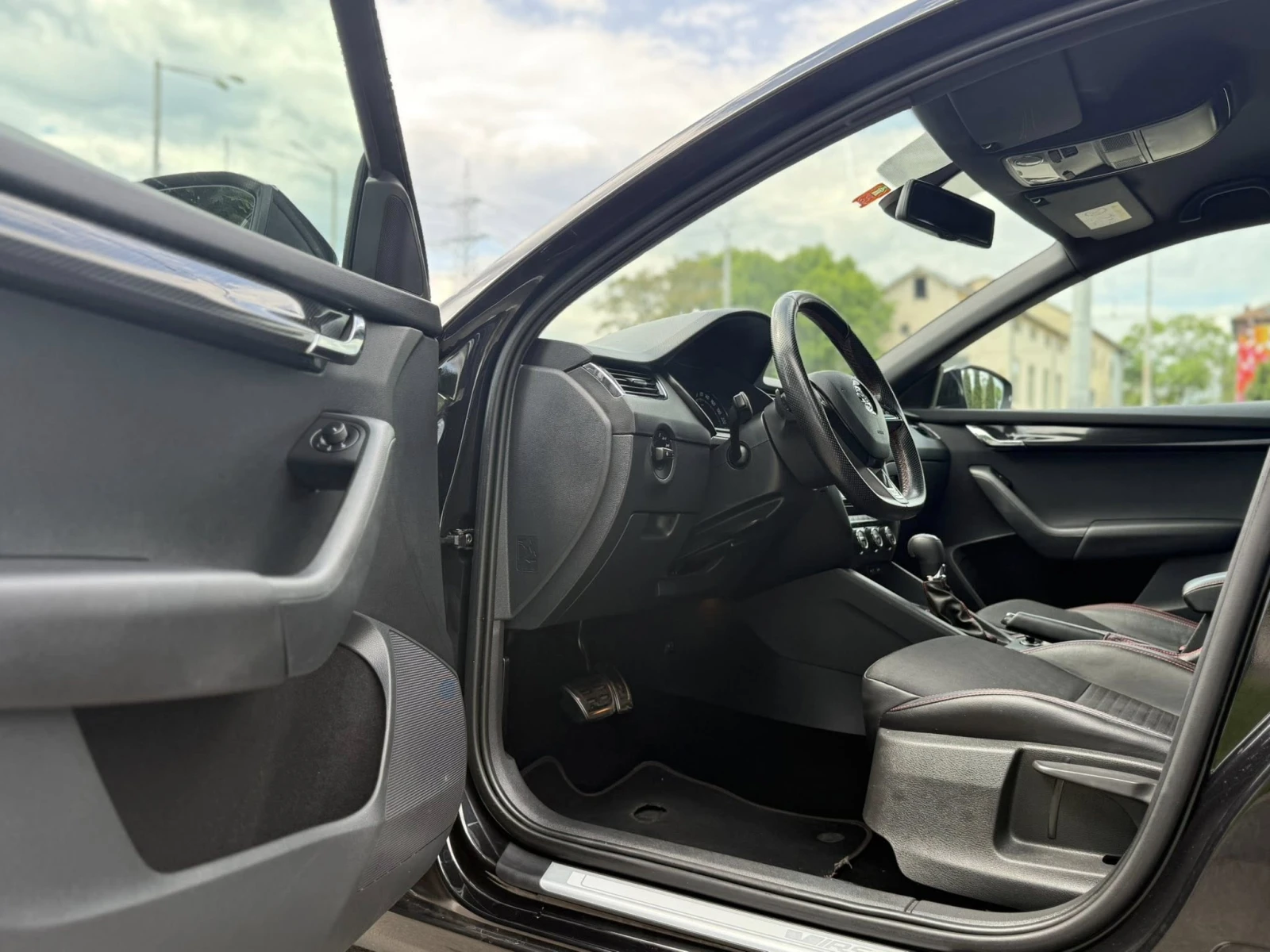 Skoda Octavia 2.0 TDI VRS 2015, снимка 10