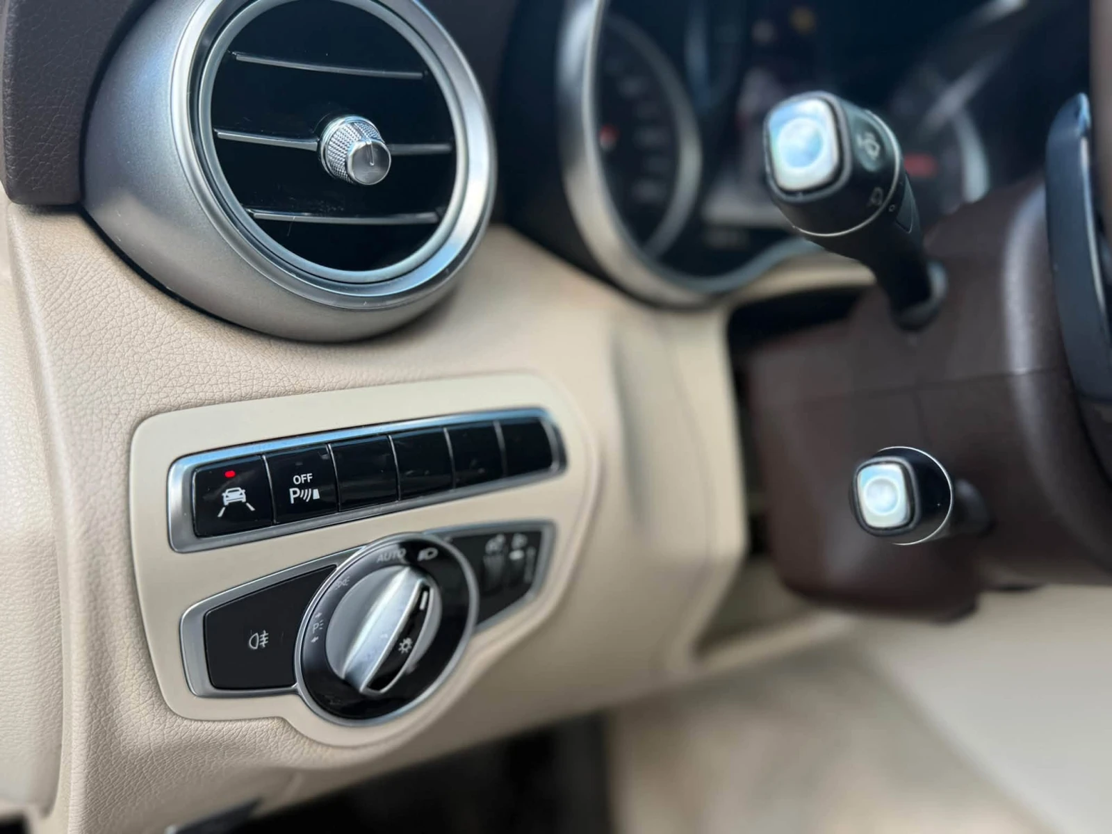 Mercedes-Benz C 220 2014, снимка 11